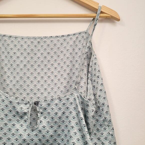 Victoria's Secret Camisole Large Mint Green Satin Art Deco Adjustable Straps - Picture 6 of 12